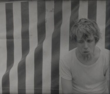 ein fertiger Clown, bei dem, was er schon alles gemacht hat